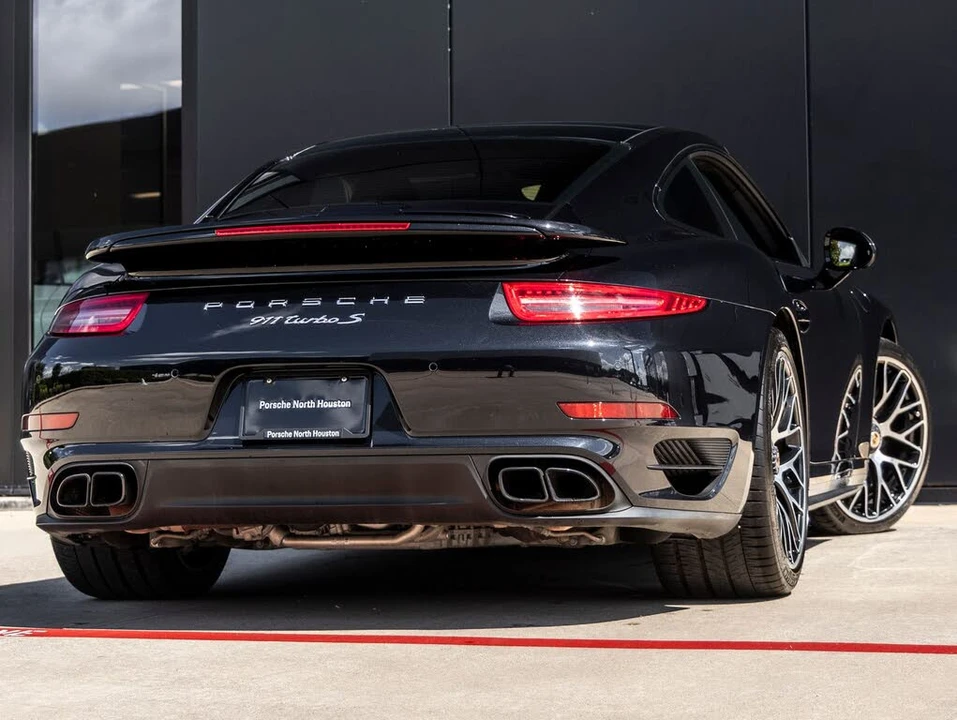 2015 Porsche 991 Turbo S - Image 11 of 31