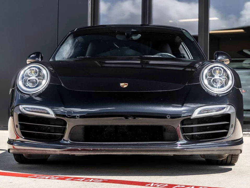 2015 Porsche 991 Turbo S - Image 8 of 31