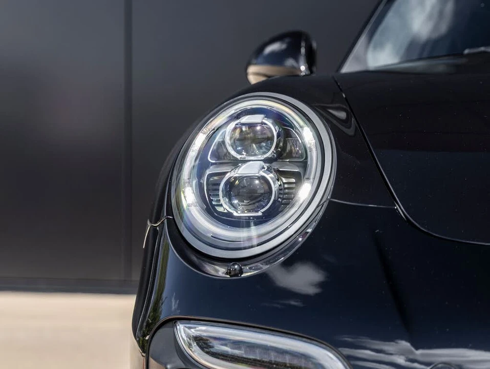 2015 Porsche 991 Turbo S - Image 18 of 31