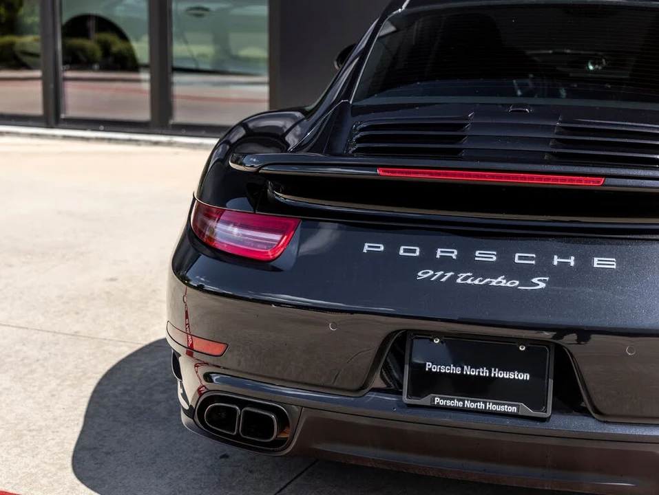 2015 Porsche 991 Turbo S - Image 13 of 31