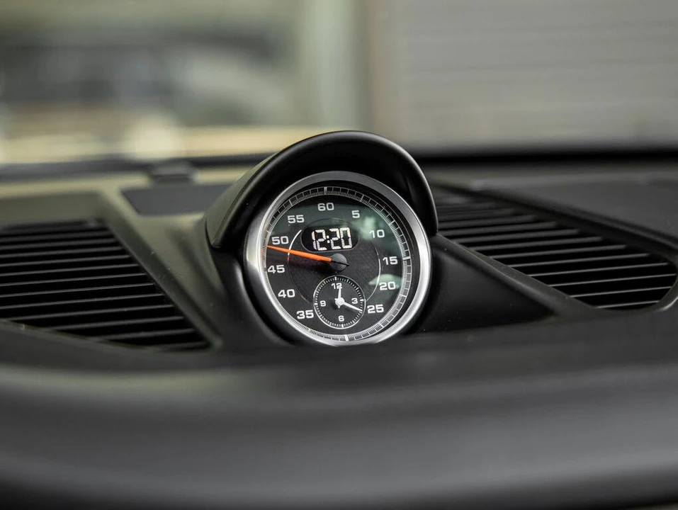 2015 Porsche 991 Turbo S - Image 25 of 31