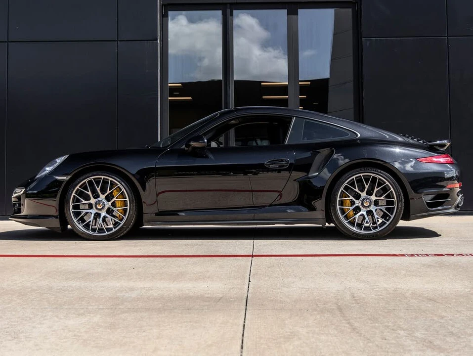 2015 Porsche 991 Turbo S - Image 2 of 31