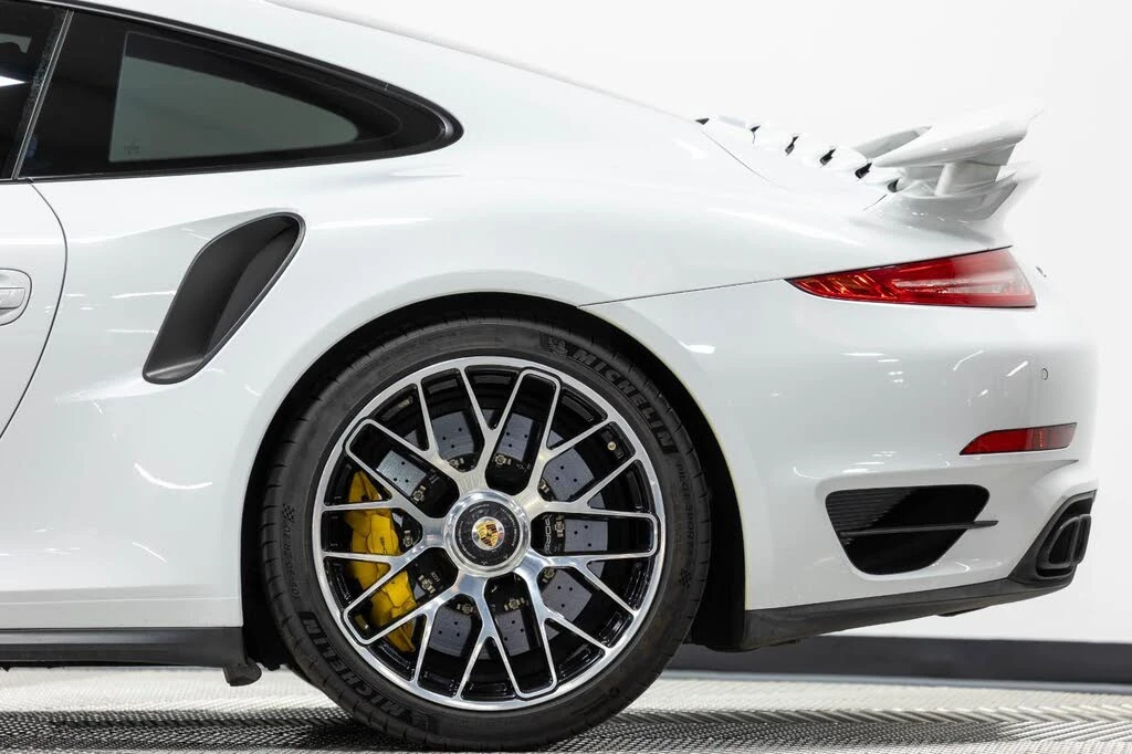2015 Porsche 991 Turbo S - Image 11 of 31