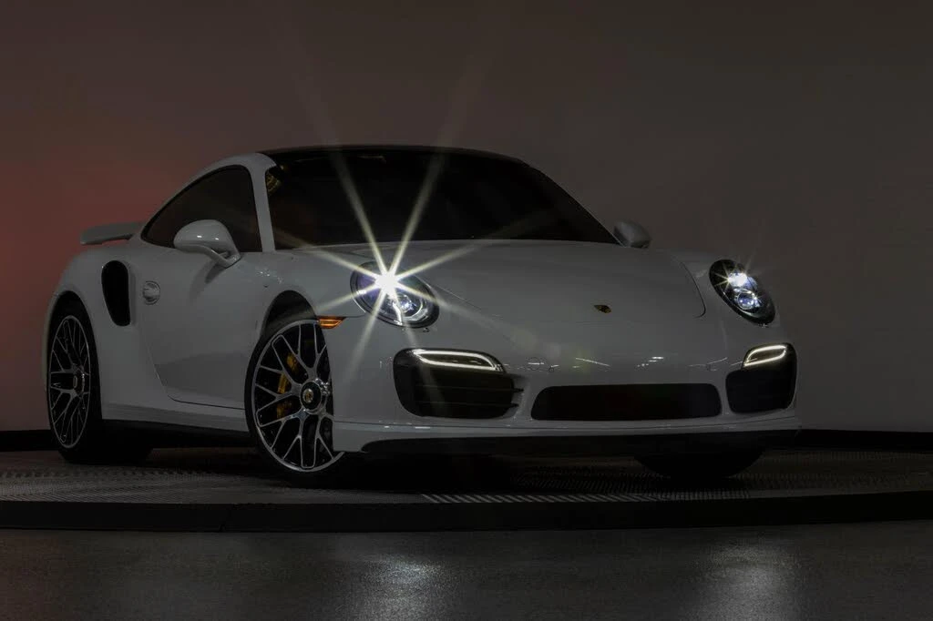 2015 Porsche 991 Turbo S - Image 28 of 31