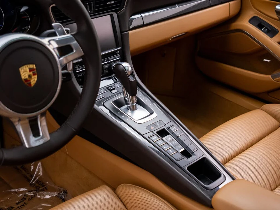 2015 Porsche 991 Turbo S - Image 13 of 31