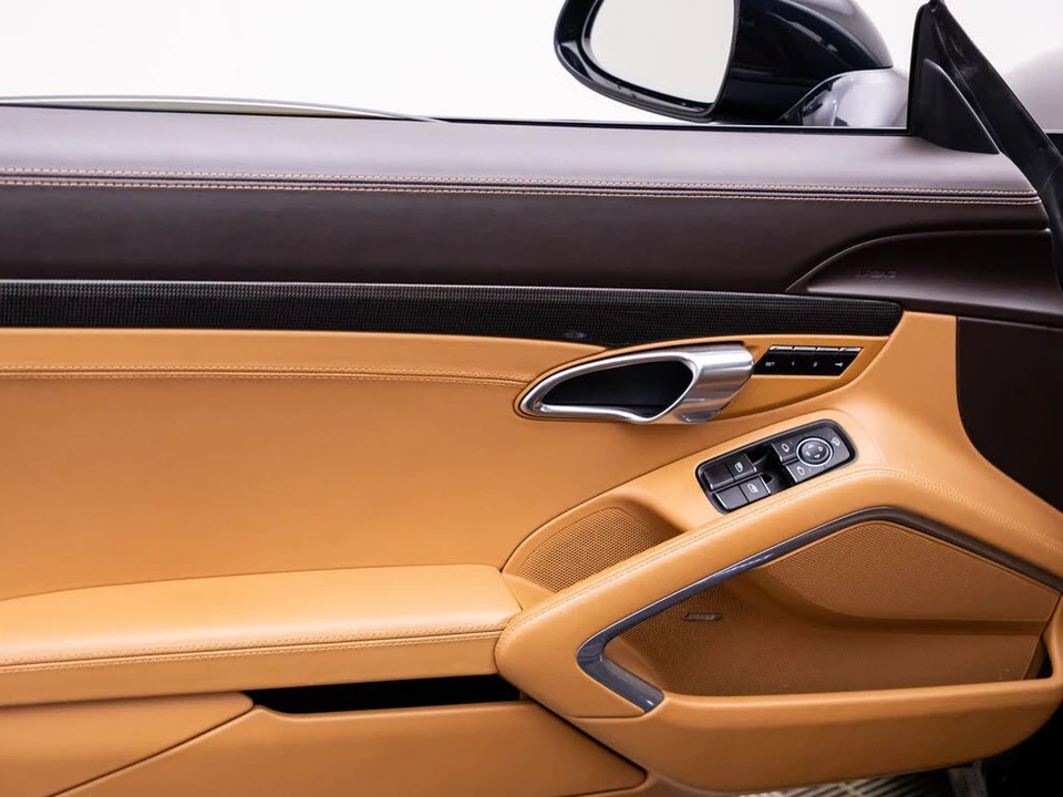 2015 Porsche 991 Turbo S - Image 14 of 31