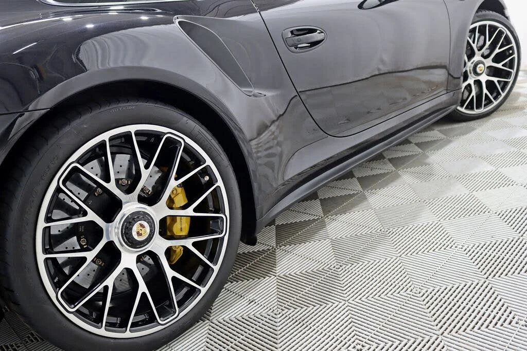2015 Porsche 991 Turbo S - Image 11 of 31