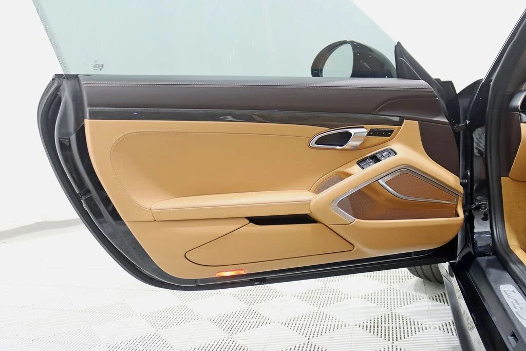 2015 Porsche 991 Turbo S - Image 30 of 31