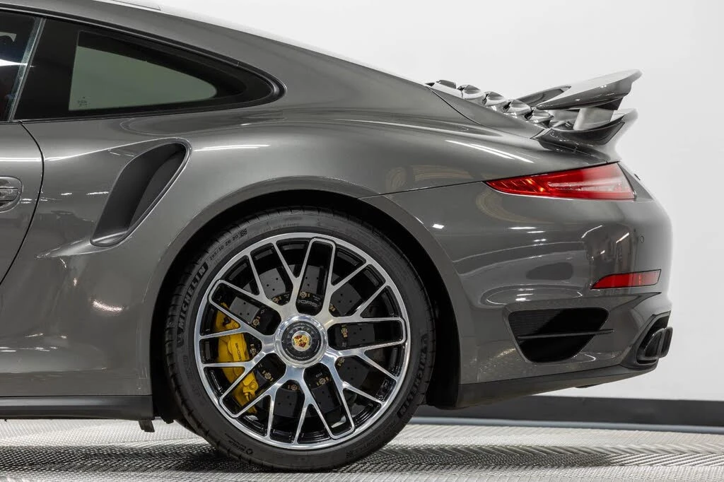 2015 Porsche 991 Turbo S - Image 11 of 31