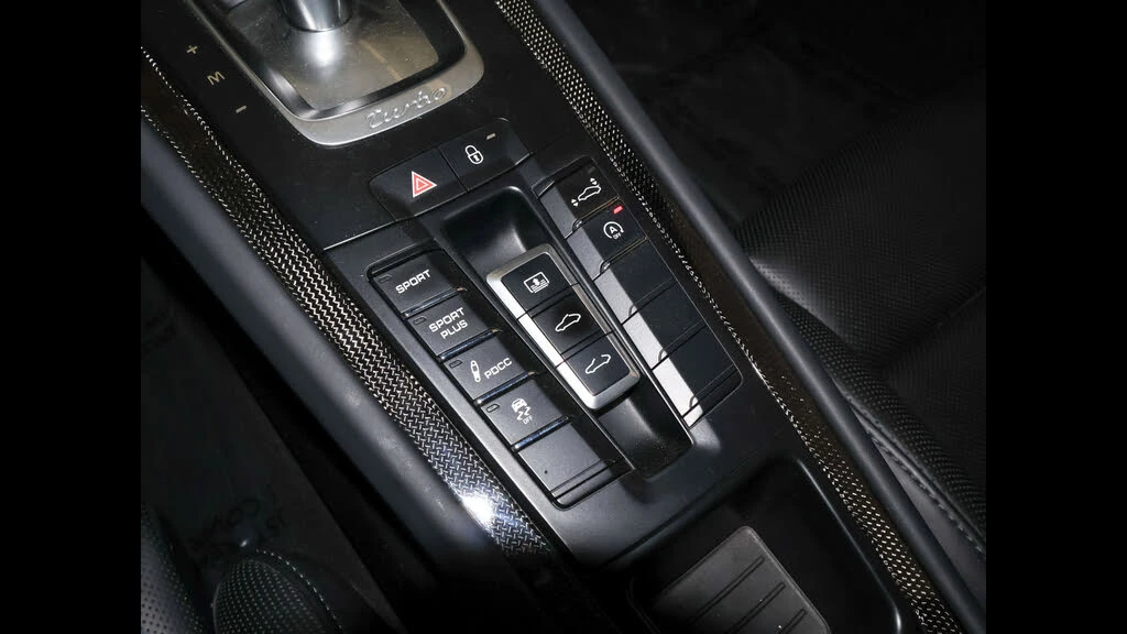 2015 Porsche 991 Turbo S - Image 24 of 31
