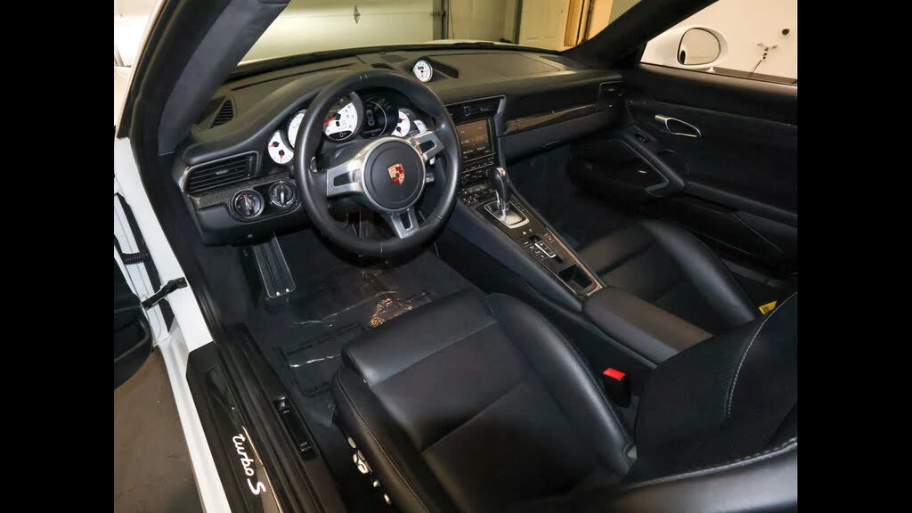 2015 Porsche 991 Turbo S - Image 26 of 31