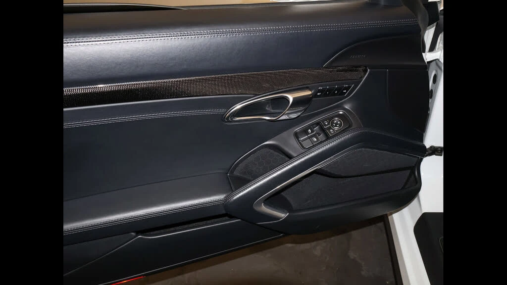 2015 Porsche 991 Turbo S - Image 17 of 31