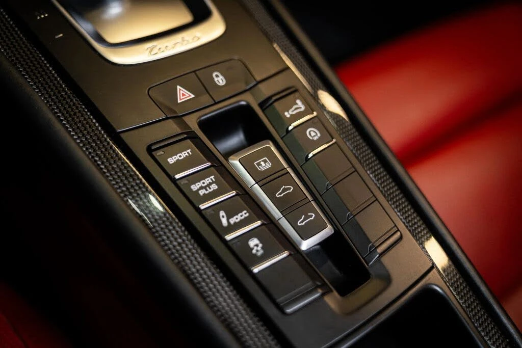 2015 Porsche 991 Turbo S - Image 26 of 28