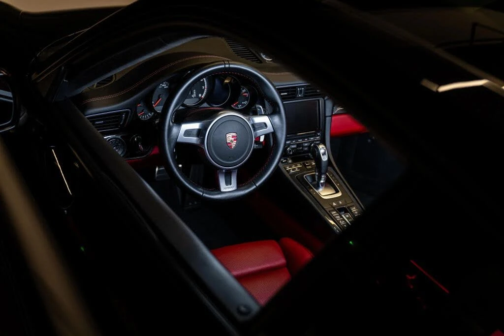2015 Porsche 991 Turbo S - Image 17 of 28
