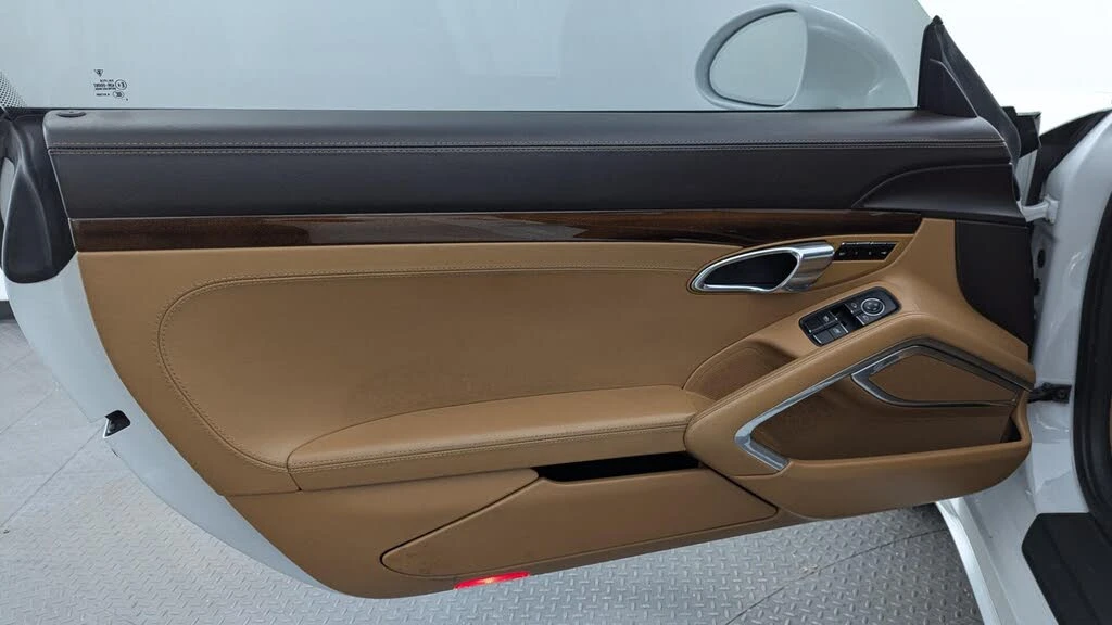 2015 Porsche 991 Turbo S - Image 13 of 28