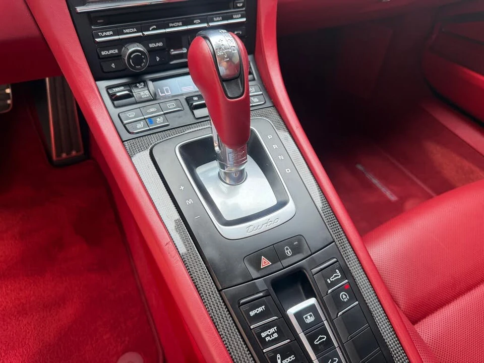 2015 Porsche 991 Turbo S - Image 21 of 31