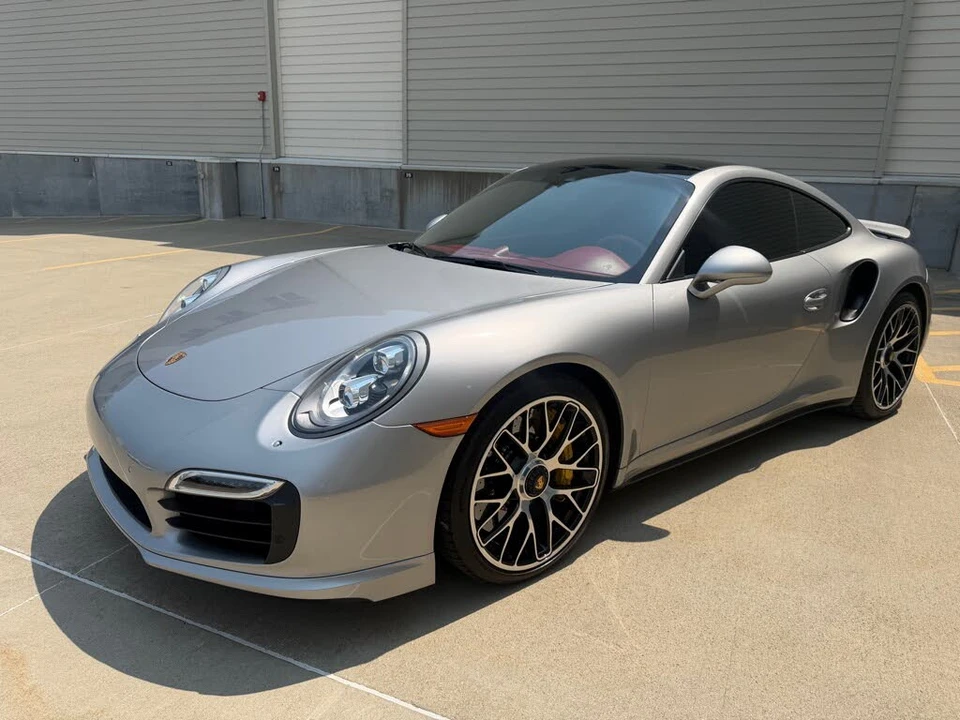 2015 Porsche 991 Turbo S - Image 8 of 31