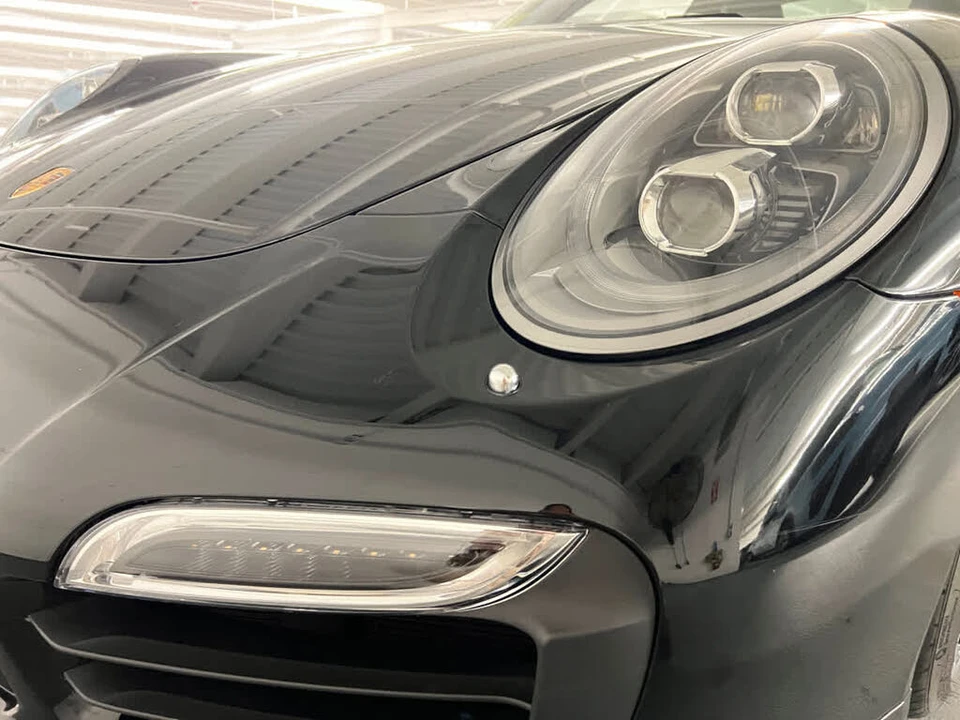 2015 Porsche 991 Turbo S - Image 26 of 31