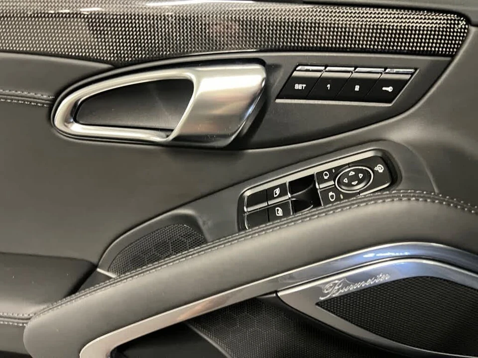2015 Porsche 991 Turbo S - Image 16 of 31