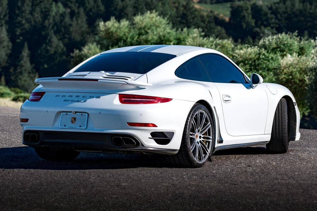 2015 Porsche 991 Turbo S - Image 4 of 31