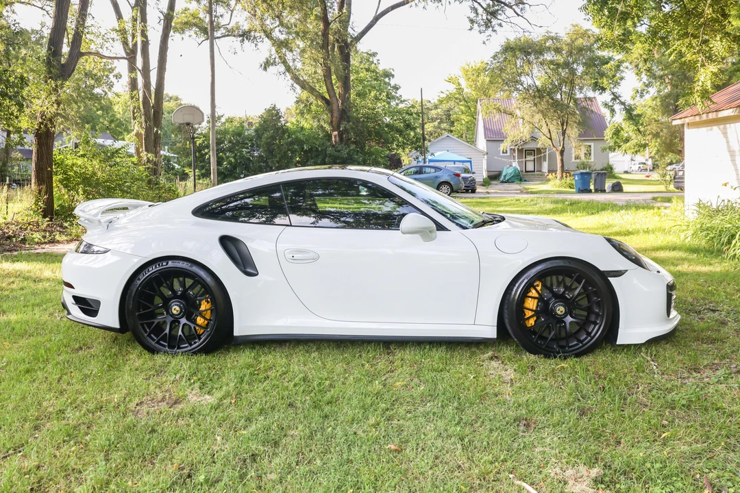2015 Porsche 991 Turbo S - Image 8 of 31