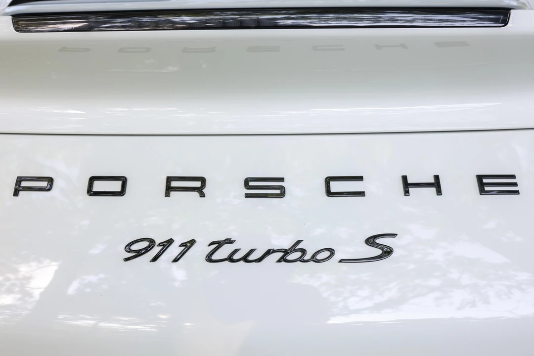 2015 Porsche 991 Turbo S - Image 21 of 31