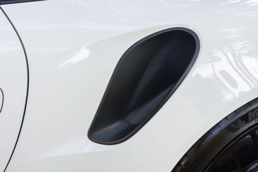 2015 Porsche 991 Turbo S - Image 18 of 31