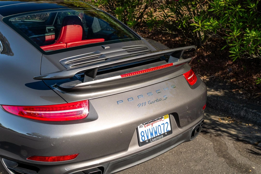2015 Porsche 991 Turbo - Image 31 of 31