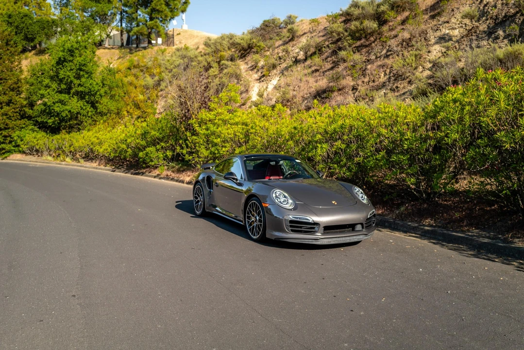 2015 Porsche 991 Turbo - Image 12 of 31