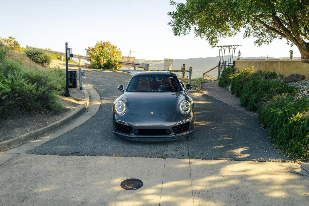 2015 Porsche 991 Turbo - Image 7 of 31