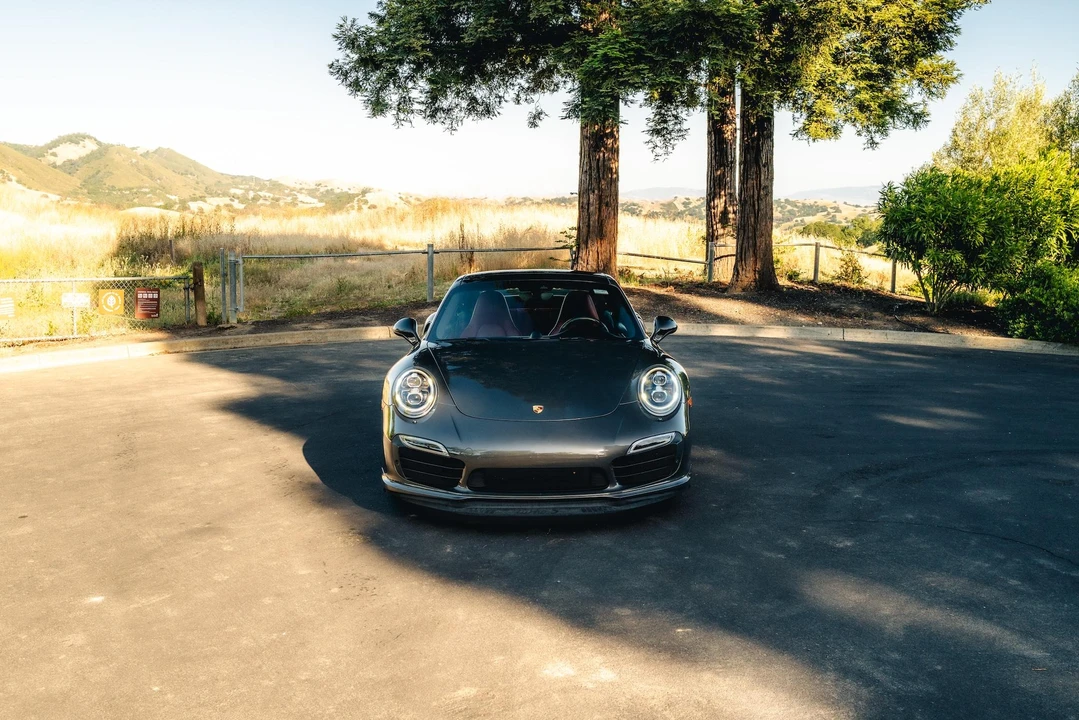 2015 Porsche 991 Turbo - Image 9 of 31