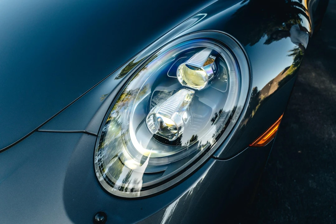 2015 Porsche 991 Turbo - Image 28 of 31