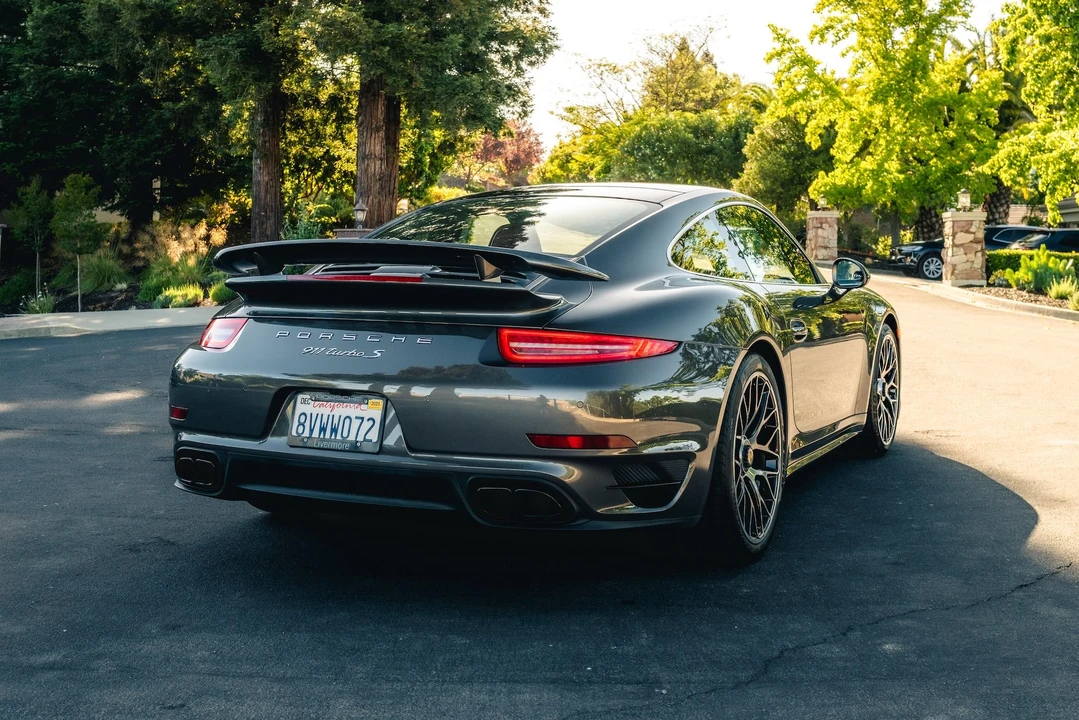 2015 Porsche 991 Turbo - Image 19 of 31