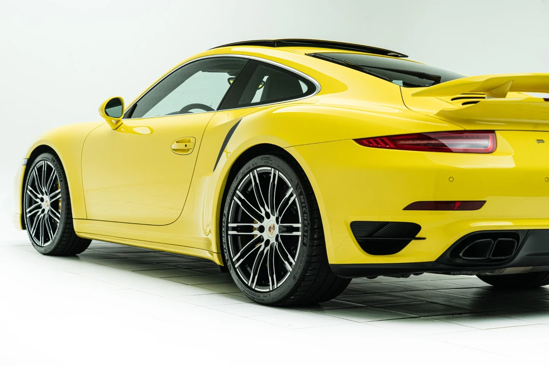 2015 Porsche 991 Turbo S - Image 19 of 31