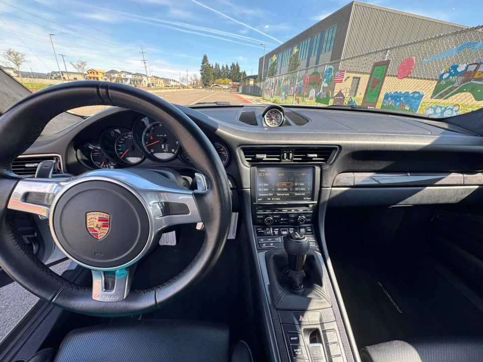 2015 Porsche 991 Turbo S - Image 5 of 8