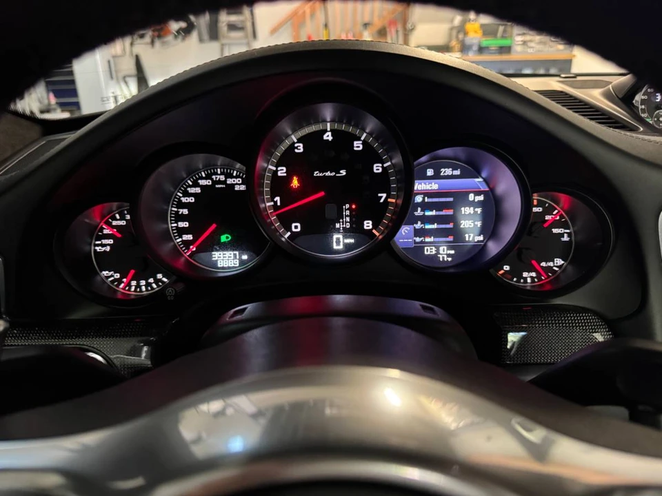 2015 Porsche 991 Turbo S - Image 6 of 8