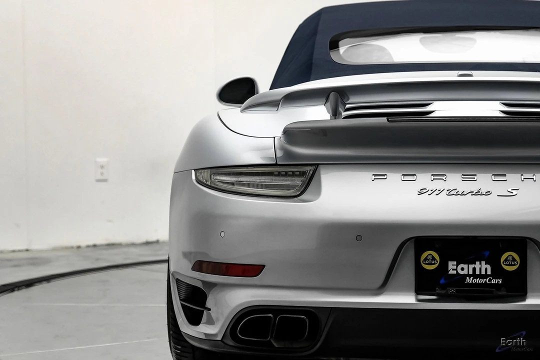 2015 Porsche 991 Turbo S - Image 11 of 12