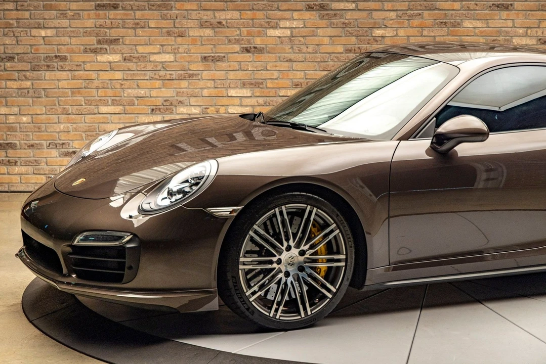 2015 Porsche 991 Turbo S - Image 7 of 24