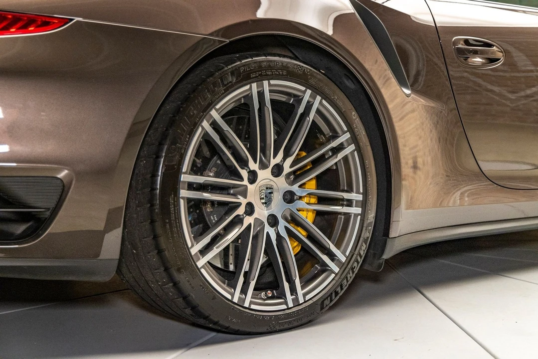 2015 Porsche 991 Turbo S - Image 13 of 24