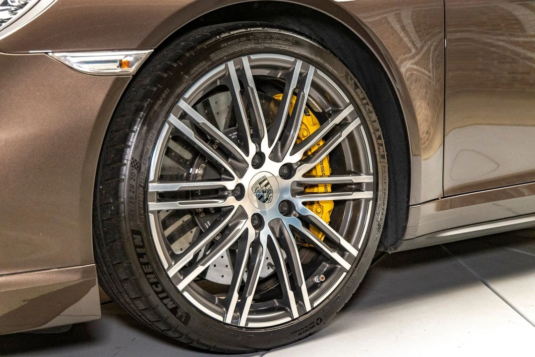 2015 Porsche 991 Turbo S - Image 11 of 21
