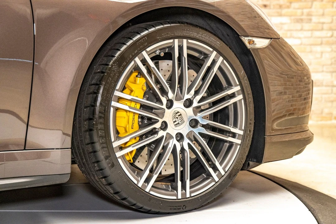 2015 Porsche 991 Turbo S - Image 14 of 24