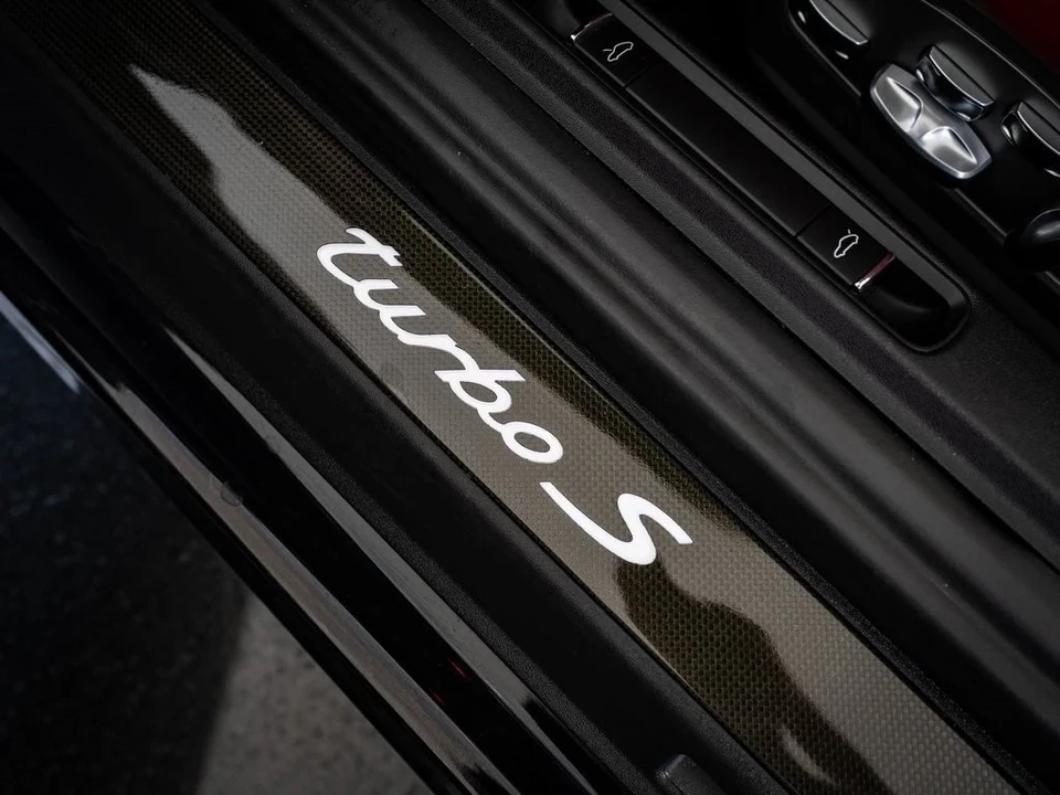 2015 Porsche 991 Turbo S - Image 19 of 21