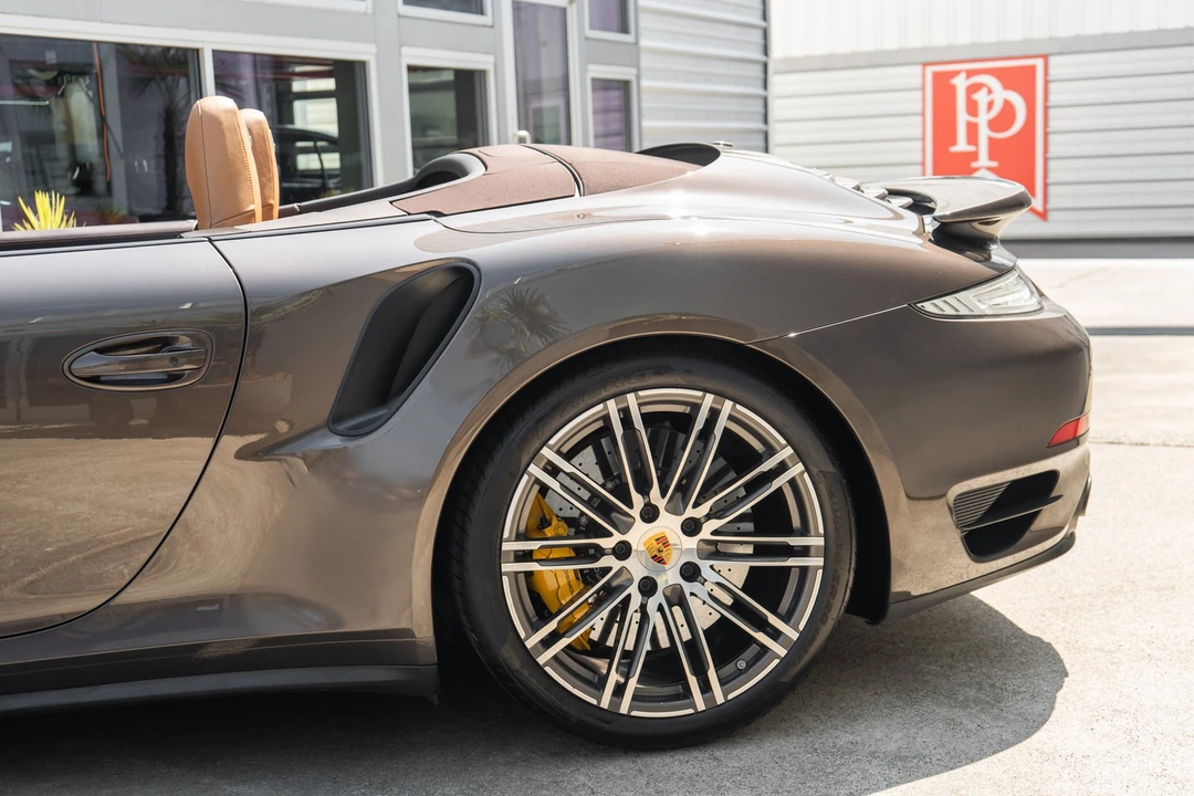 2015 Porsche 991 Turbo S - Image 4 of 31