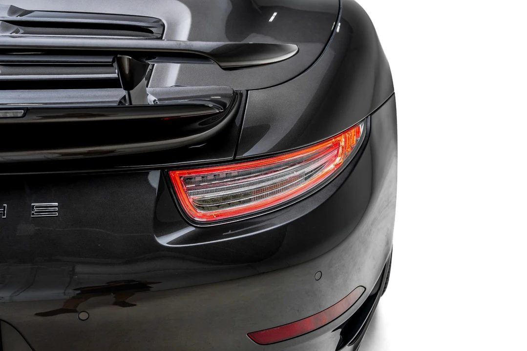 2015 Porsche 991 Turbo S - Image 28 of 31