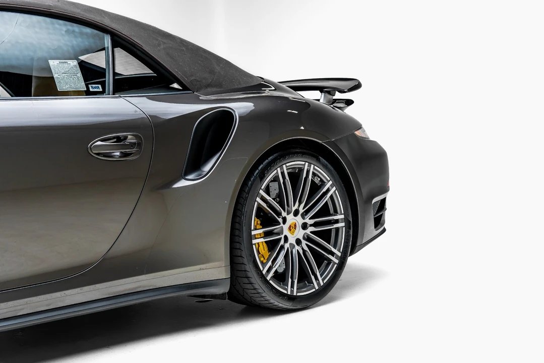 2015 Porsche 991 Turbo S - Image 15 of 31