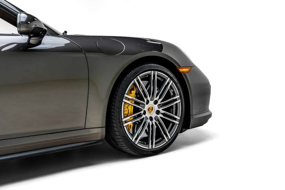 2015 Porsche 991 Turbo S - Image 17 of 31