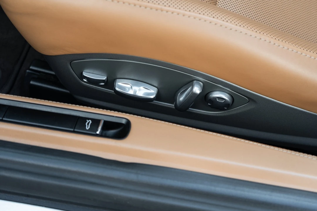 2015 Porsche 991 Turbo S - Image 12 of 31
