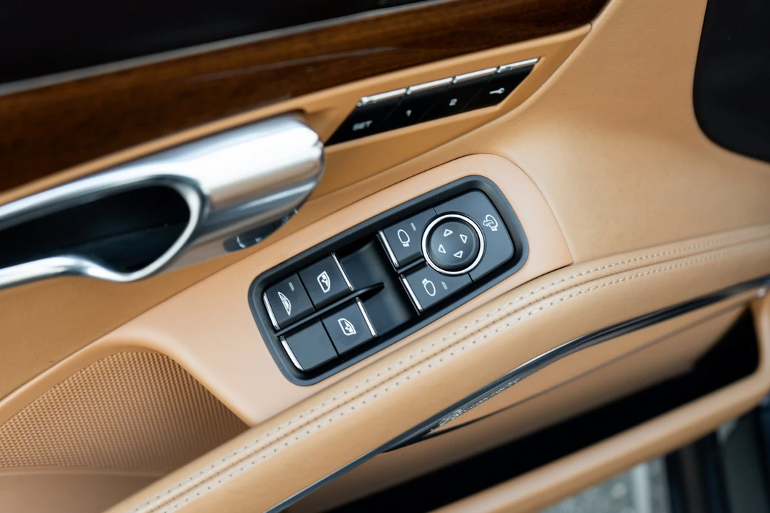 2015 Porsche 991 Turbo S - Image 10 of 31