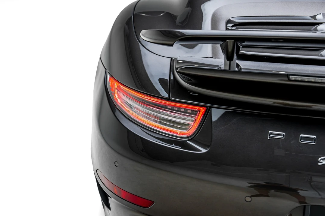 2015 Porsche 991 Turbo S - Image 27 of 31