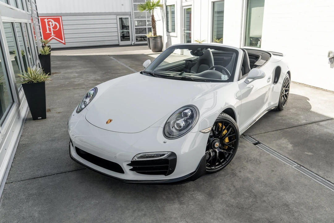 2015 Porsche 991 Turbo S - Image 2 of 31